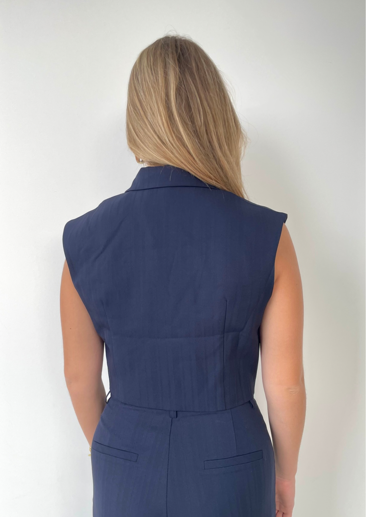 Zara ★ cropped gilet