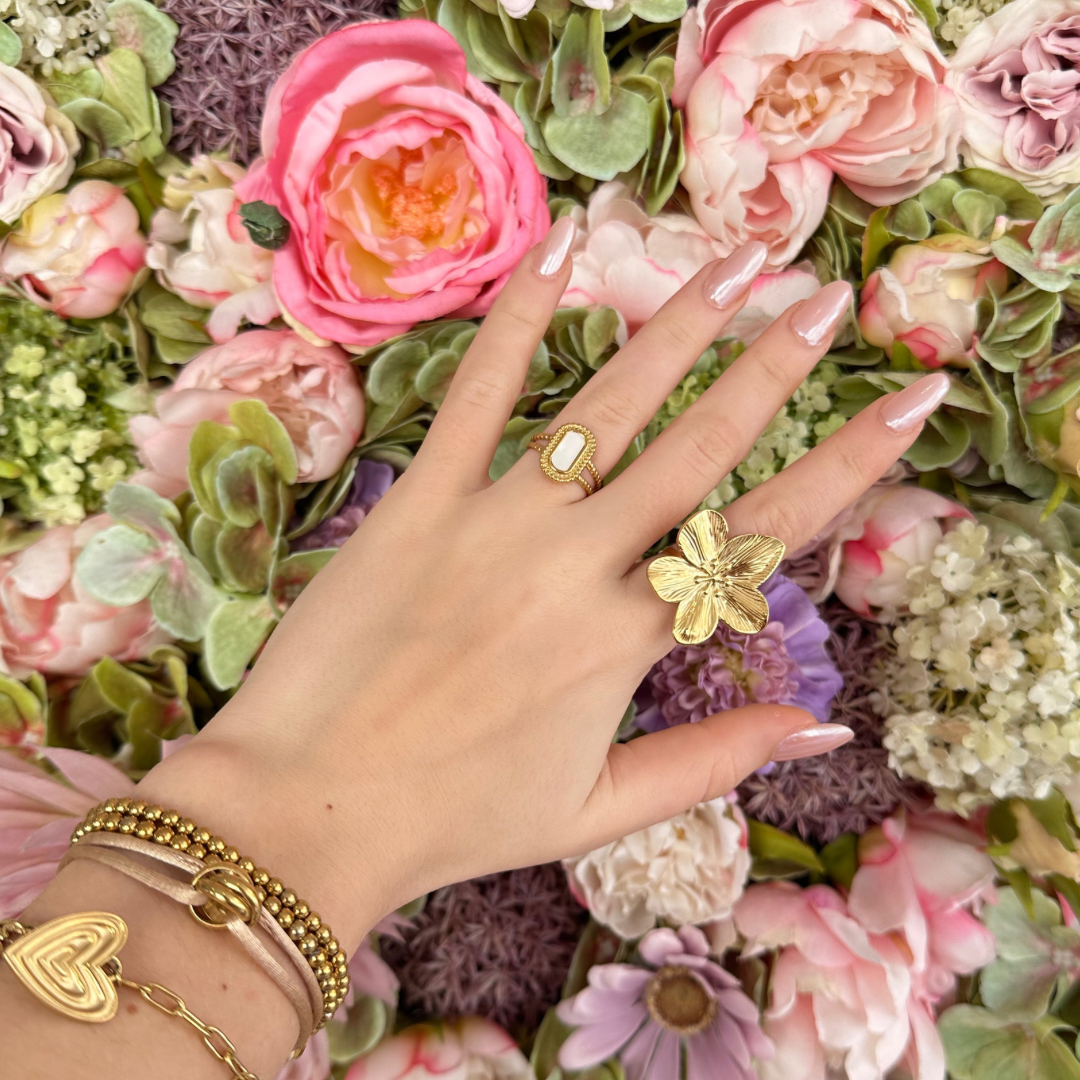 Flower - ring